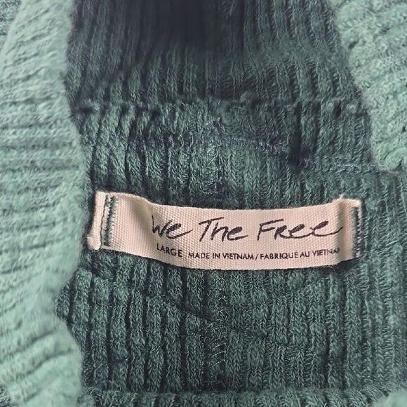 Free People -1758 Women's Moon Daisy Turtleneck Poncho Sweater Everglade Large - Picture 7 of 10